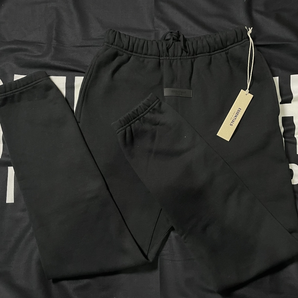 Brand New Fear of God Essentials Sweatpants (SS22) - Stretch Limo